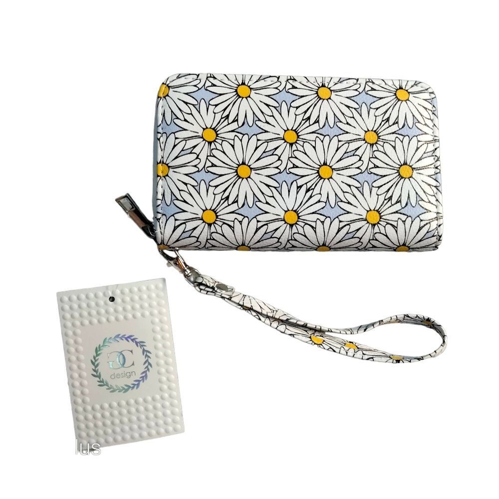 NWT Daisy Wallet